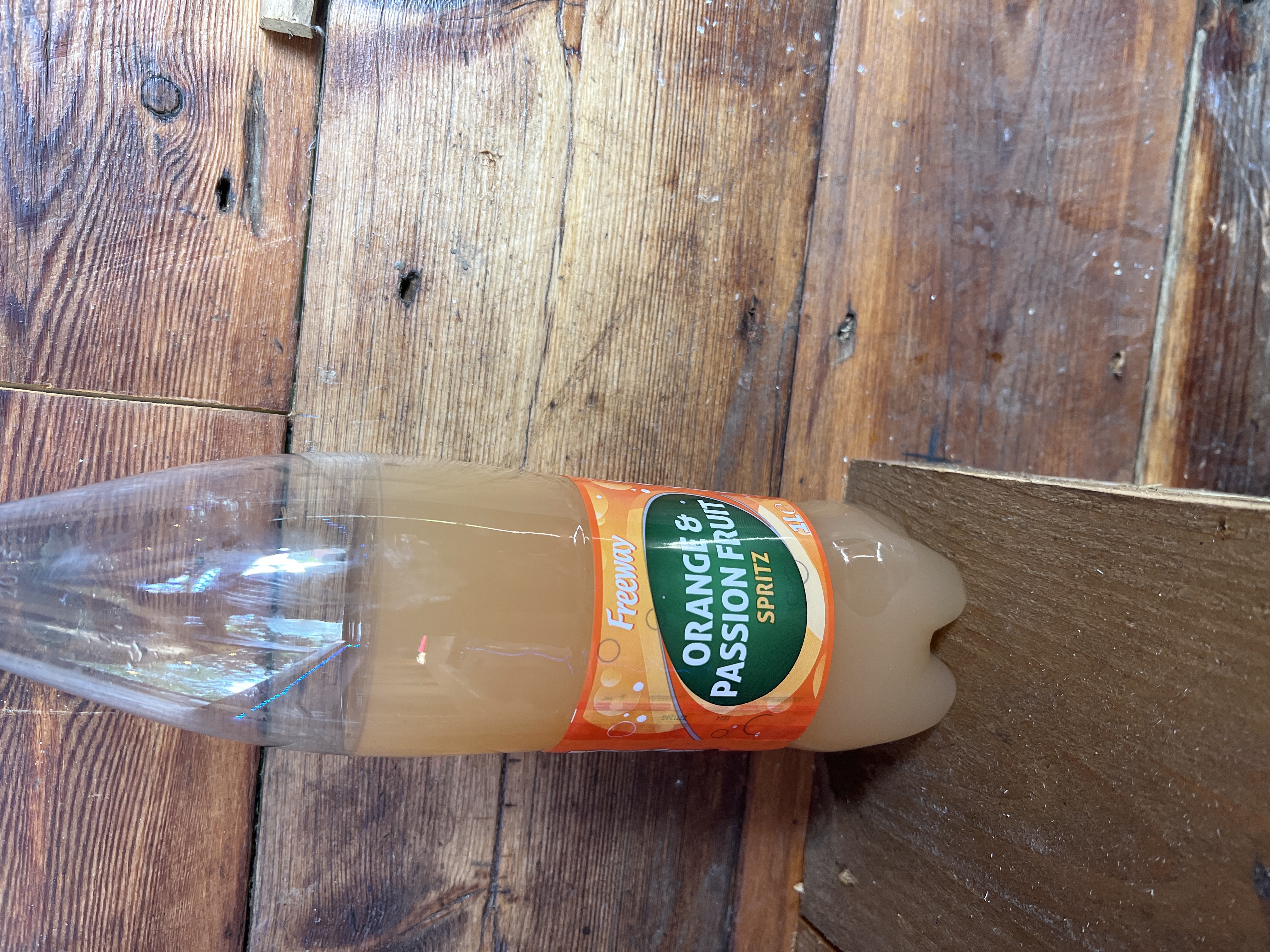 Orange and Passion fruit Spritz